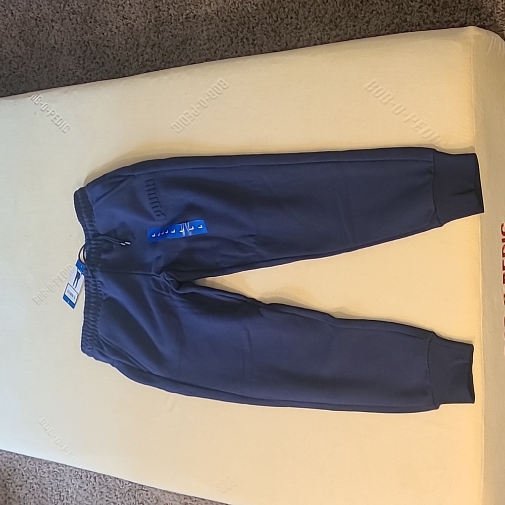 NWT Men's Puma Jogger Sweatpants sz Lg